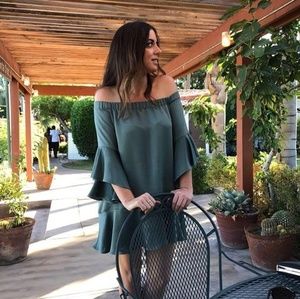 Meet your Posher, Paz